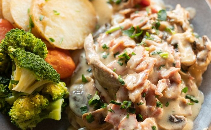 Veal Boscaiola